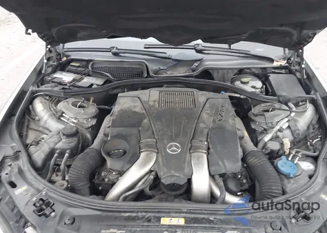 2013 Mercedes-Benz S 550 4Matic z USA, uszkodzony, nr VIN WDDNG9EB3DA533871